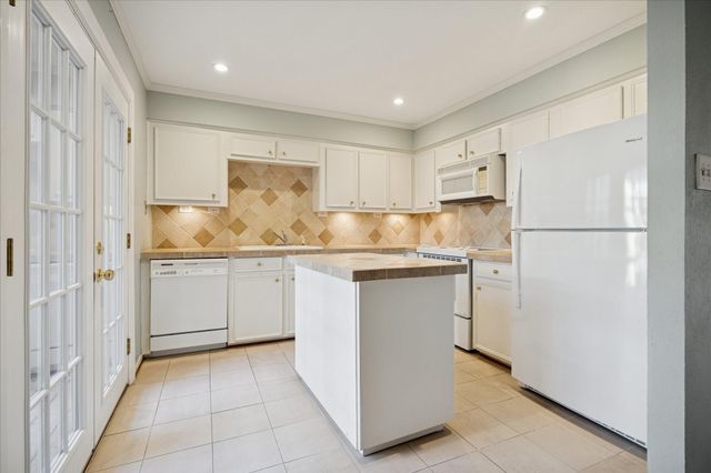 11521 Village Place Drive 154, Houston, TX 77077