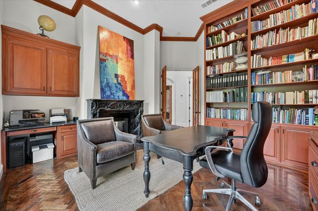 731 Creekwood Drive N, Fairview, TX 75069