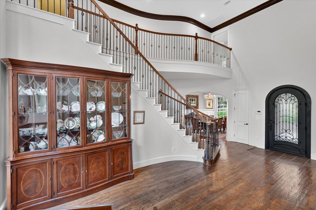 731 Creekwood Drive N, Fairview, TX 75069