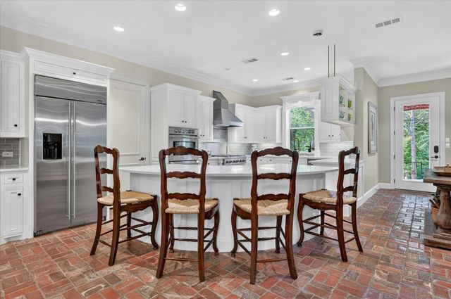 731 Creekwood Drive N, Fairview, TX 75069