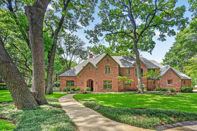 731 Creekwood Drive N, Fairview, TX 75069