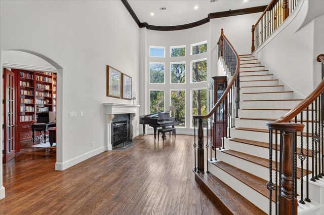 731 Creekwood Drive N, Fairview, TX 75069