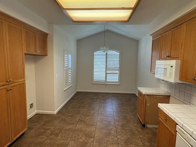 987 Pearwood Cir, Lodi, CA 95242