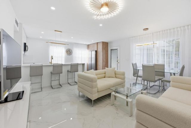 618 Normandy M, Delray Beach, FL 33484