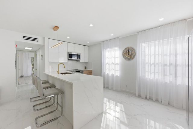 618 Normandy M, Delray Beach, FL 33484