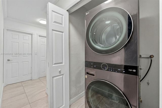 14747 SW 82nd St, Miami, FL 33193