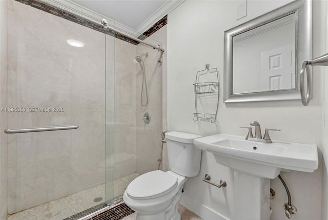 14747 SW 82nd St, Miami, FL 33193