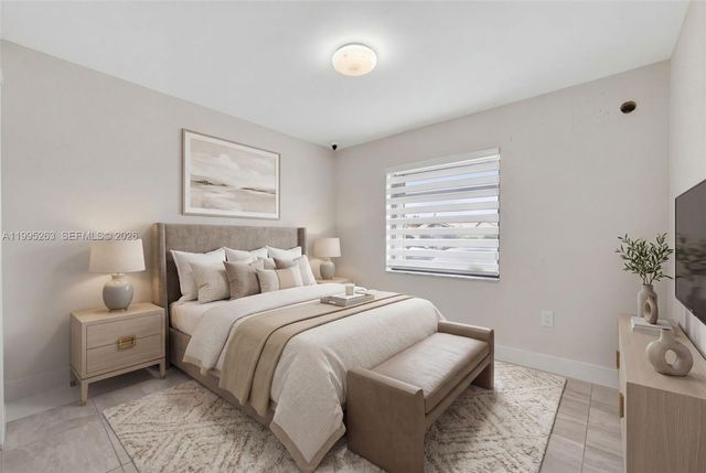 14747 SW 82nd St, Miami, FL 33193