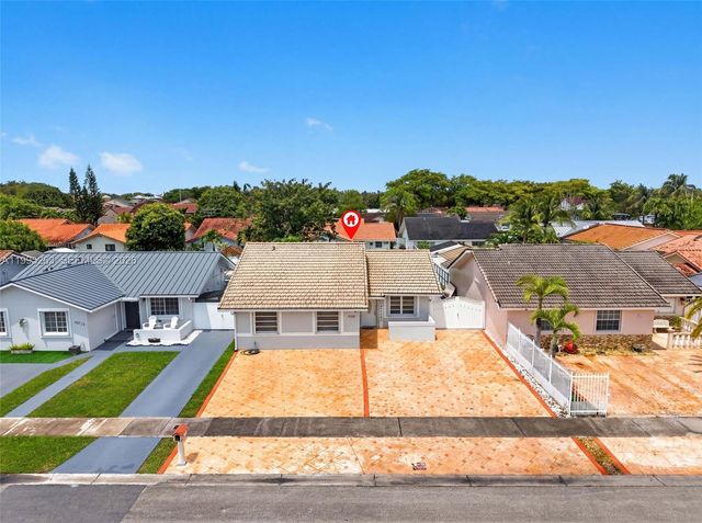 14747 SW 82nd St, Miami, FL 33193