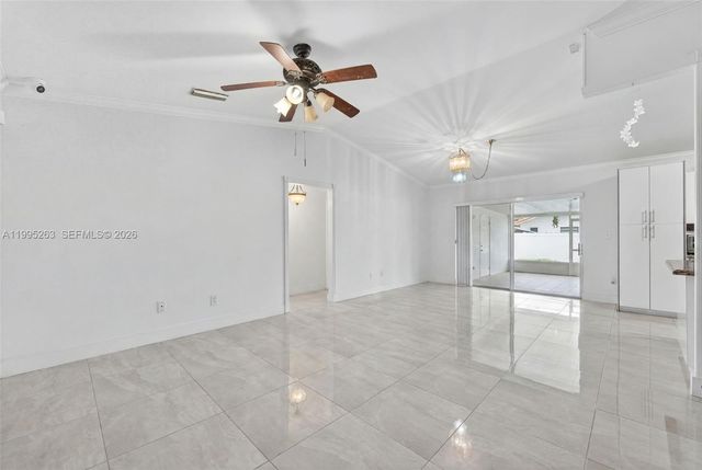 14747 SW 82nd St, Miami, FL 33193