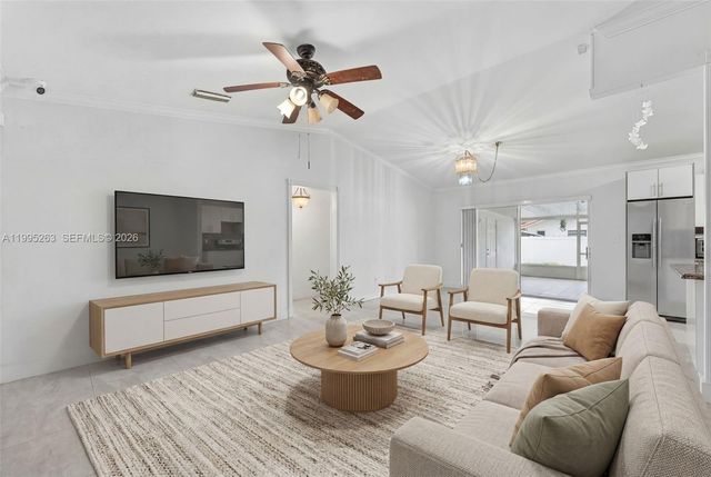 14747 SW 82nd St, Miami, FL 33193