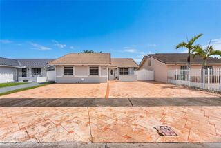 14747 SW 82nd St, Miami, FL 33193