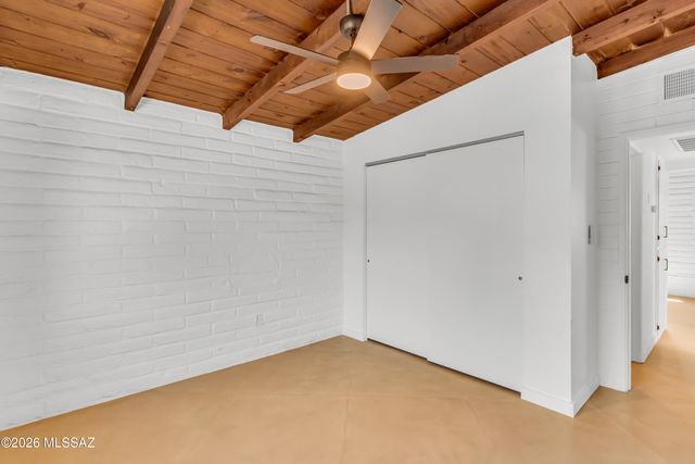 5829 E Waverly Street, Tucson, AZ 85712