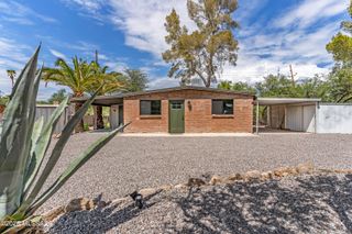5829 E Waverly Street, Tucson, AZ 85712