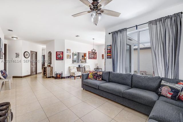16082 SW 68th Ter 0, Miami, FL 33193
