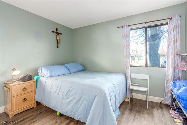 5713 Smoke Ranch Road D, Las Vegas, NV 89108