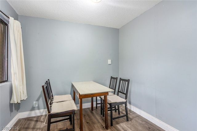 5713 Smoke Ranch Road D, Las Vegas, NV 89108