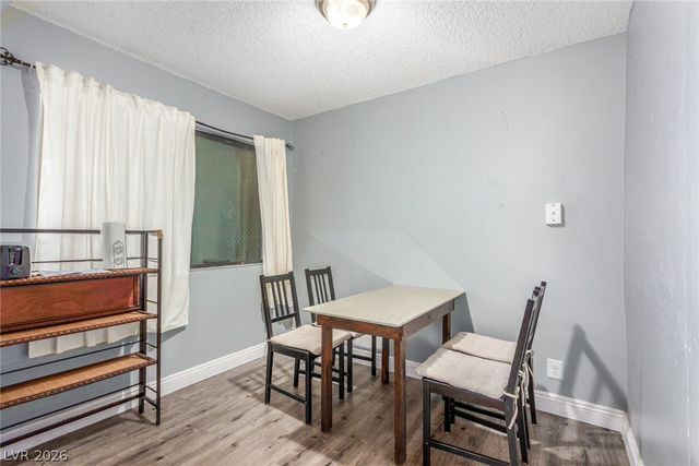 5713 Smoke Ranch Road D, Las Vegas, NV 89108