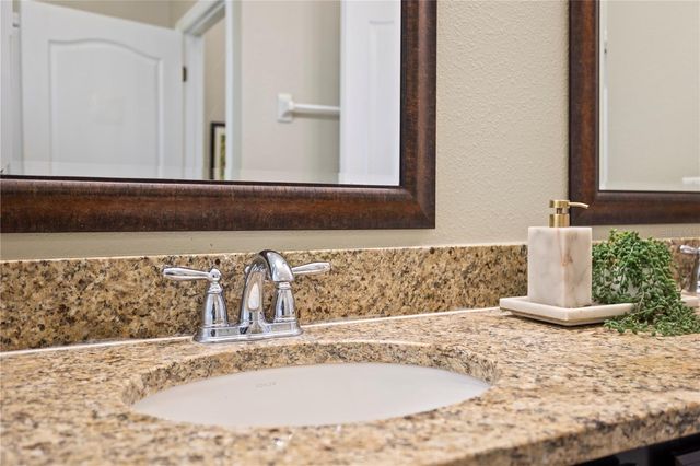 5150 RAVENA AVENUE E, St Cloud, FL 34771