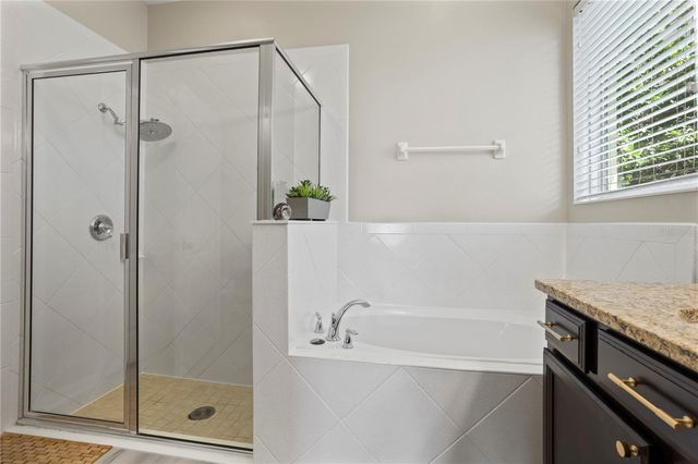 5150 RAVENA AVENUE E, St Cloud, FL 34771