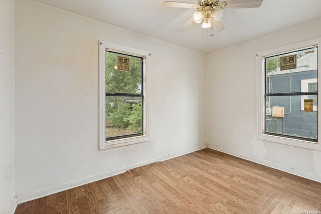 607 WRIGHT AVE, Schertz, TX 78154