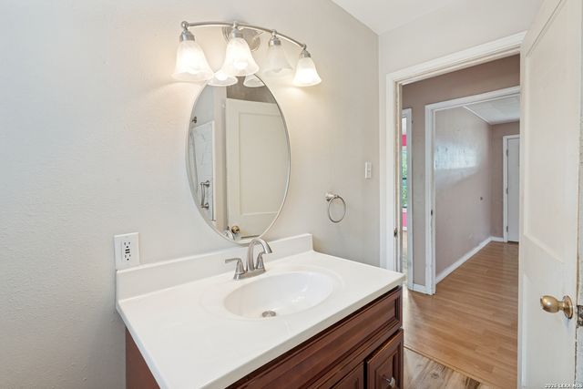 607 WRIGHT AVE, Schertz, TX 78154