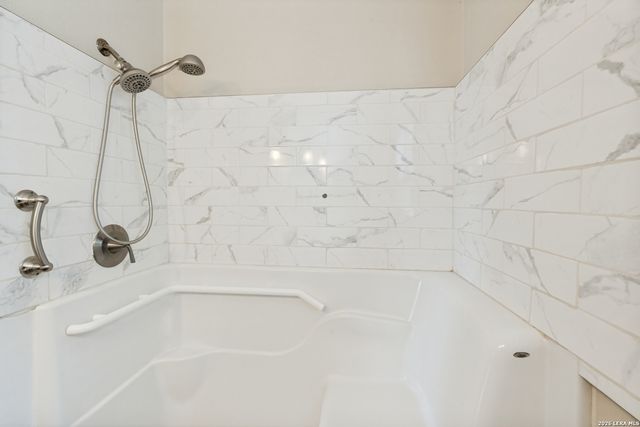 607 WRIGHT AVE, Schertz, TX 78154