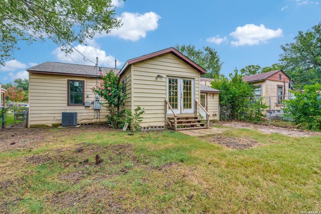 607 WRIGHT AVE, Schertz, TX 78154