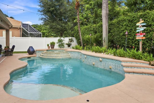 2478 WESTMONT Lane, Royal Palm Beach, FL 33411