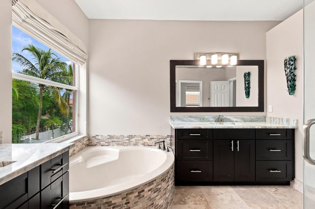 2478 WESTMONT Lane, Royal Palm Beach, FL 33411