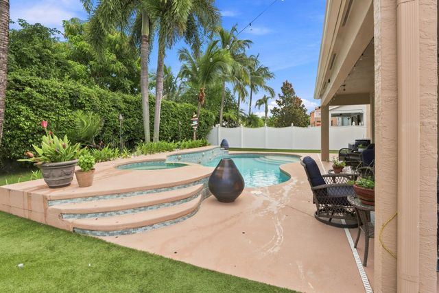 2478 WESTMONT Lane, Royal Palm Beach, FL 33411