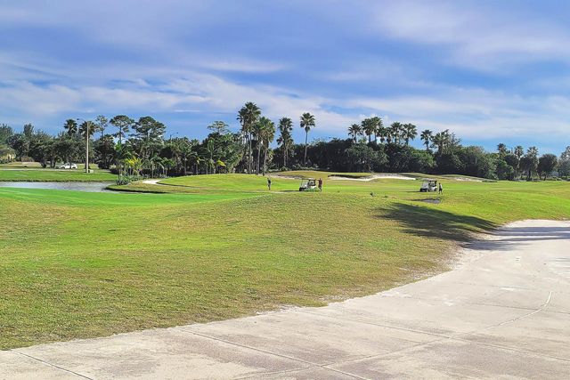 2478 WESTMONT Lane, Royal Palm Beach, FL 33411