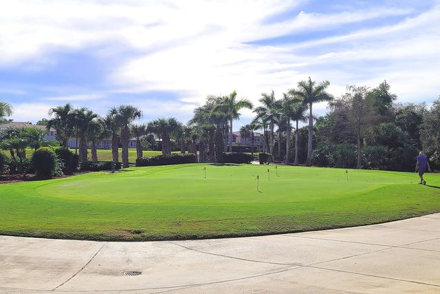 2478 WESTMONT Lane, Royal Palm Beach, FL 33411