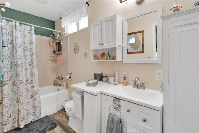 25885 Santa Rosa, Apple Valley, CA 92308