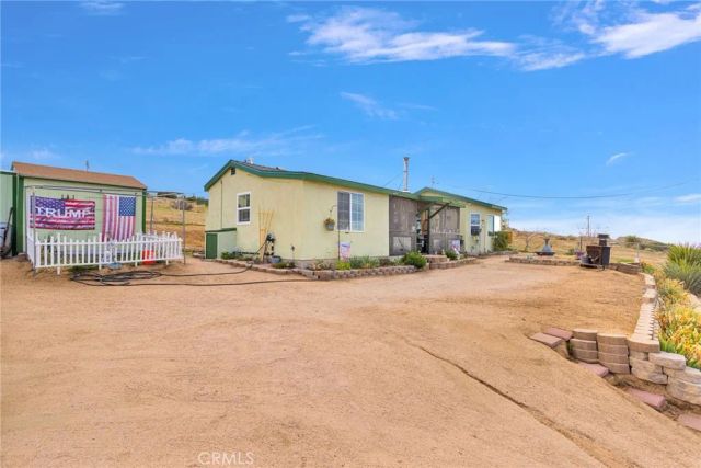 25885 Santa Rosa, Apple Valley, CA 92308