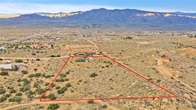 25885 Santa Rosa, Apple Valley, CA 92308