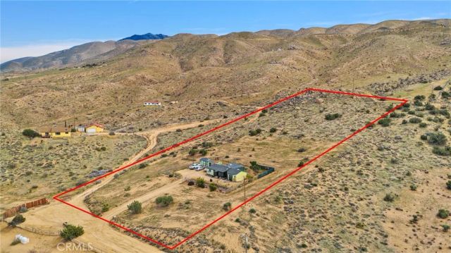 25885 Santa Rosa, Apple Valley, CA 92308