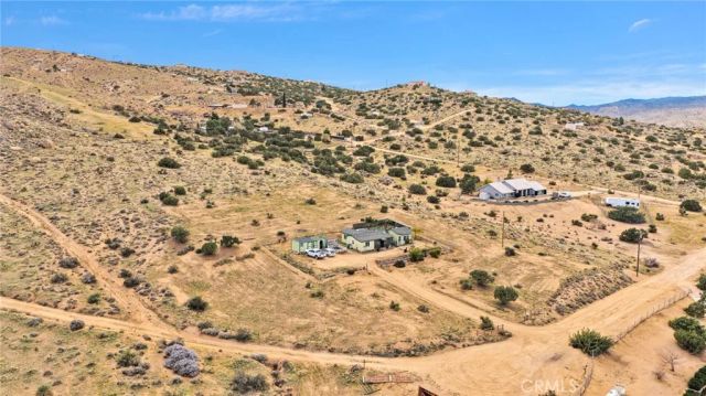 25885 Santa Rosa, Apple Valley, CA 92308