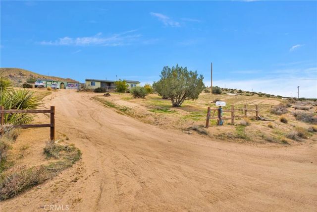 25885 Santa Rosa, Apple Valley, CA 92308