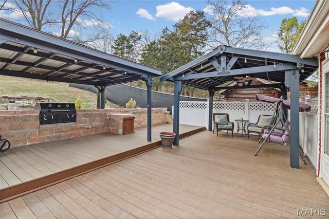 2837 Paula Lane, High Ridge, MO 63049