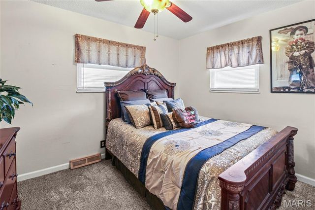 2837 Paula Lane, High Ridge, MO 63049