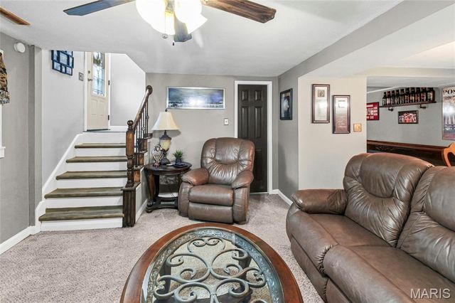 2837 Paula Lane, High Ridge, MO 63049