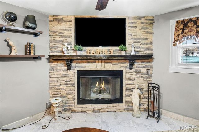 2837 Paula Lane, High Ridge, MO 63049