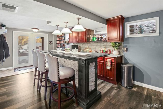 2837 Paula Lane, High Ridge, MO 63049