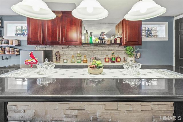 2837 Paula Lane, High Ridge, MO 63049