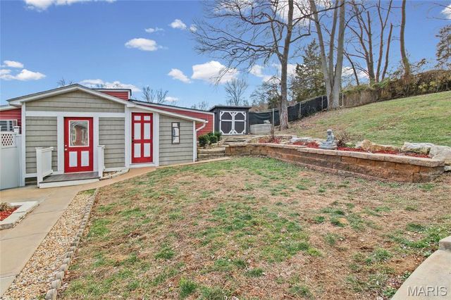 2837 Paula Lane, High Ridge, MO 63049