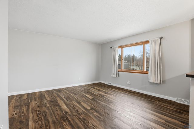 3643 IVY AVE, Rapid City, SD 57701