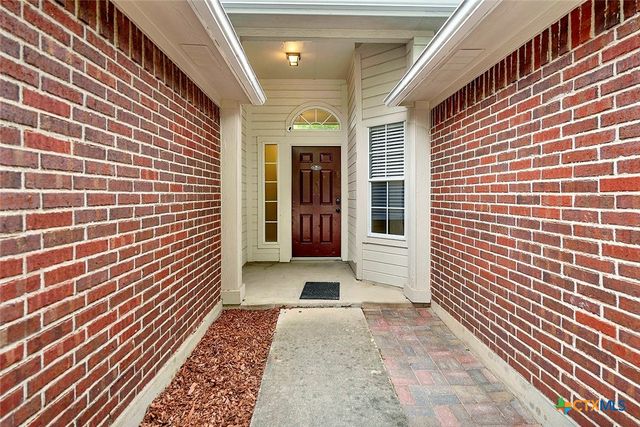 140 Riley Cove, Kyle, TX 78640