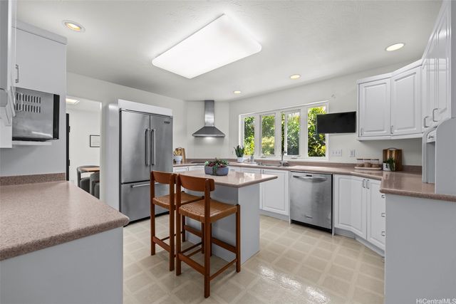 912 Hao Street, Honolulu, HI 96821