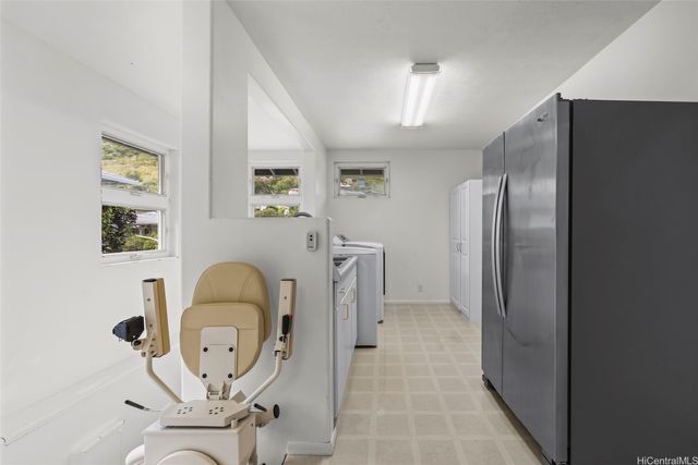 912 Hao Street, Honolulu, HI 96821